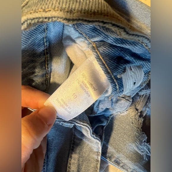 Distressed Blue Jeans - Picture 2 of 4